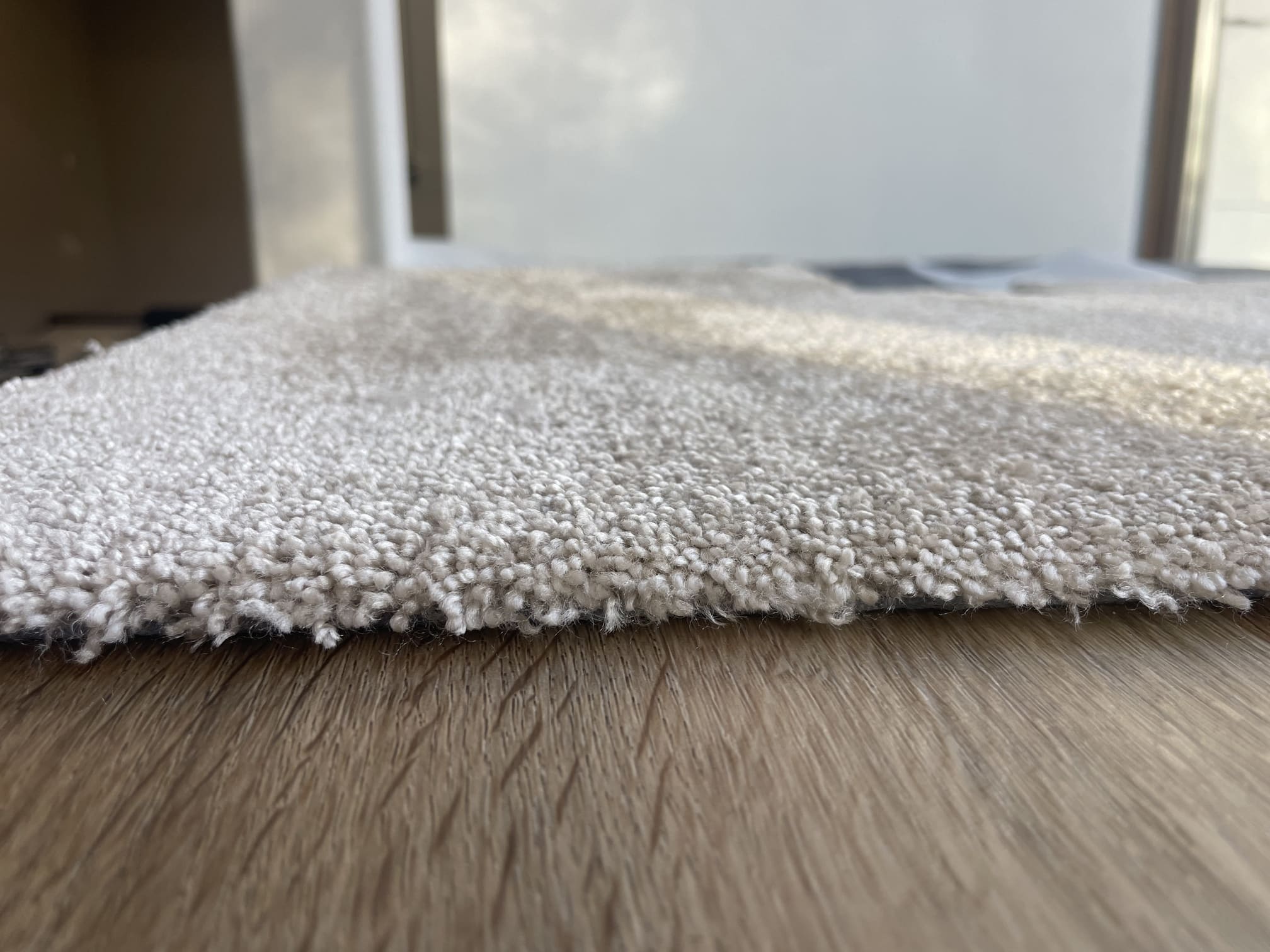 Ковровая плитка Bonkeel Priscus цвет 30 750×280×15,5 фото в интерьере